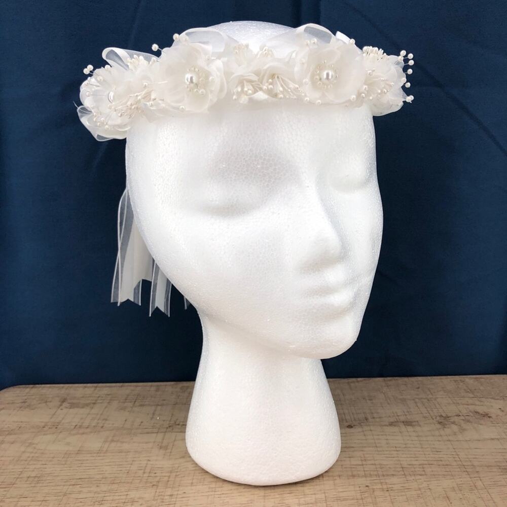 Handmade American VINTAGE 90's White Floral Faux Pearl Wire Wrap Ribbon Halo P